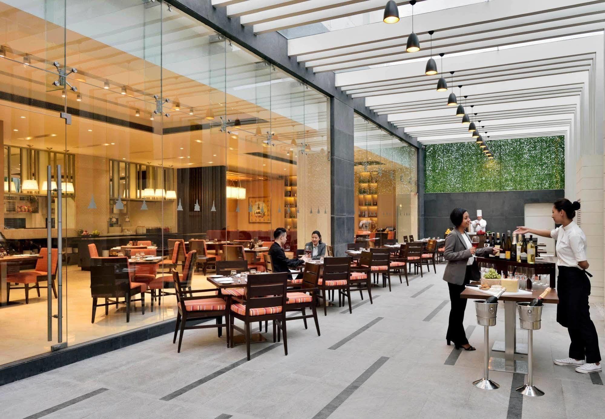 Hotel Fairfield By Marriott Katmandu Zewnętrze zdjęcie